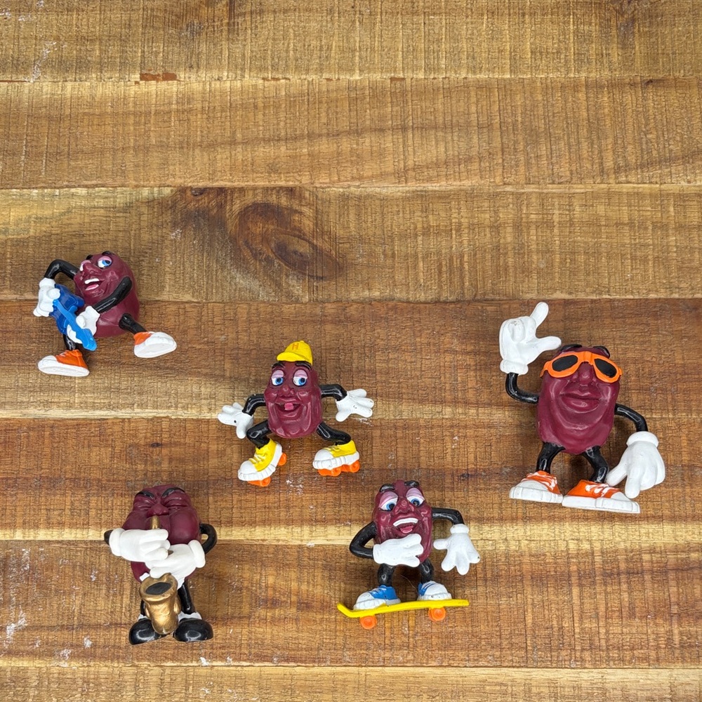 1987 Vintage California Raisin Figurines Set of 5